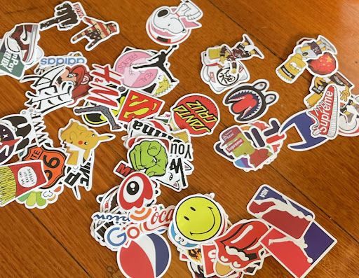 Random Sticker 100pcs Variety Vinyl Sticker Street Fashion Sticker, Cartoon Aesthetic Stickers For Motorcycle Bicycle Luggage Decal Graffiti Patches Skateboard Stickers, Laptop Stickers 2021-08-25_2