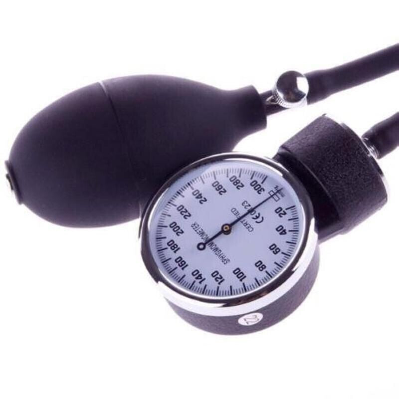 Sphygmomanometer & Stethoscope 3_756cdba7-2c0b-436b-91a2-4a79eee9cbd8